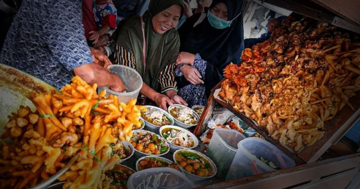 Banyak yang Nggak Nyangka, Hidden Gem Kuliner Malang Ini Ternyata Favorit Warga Lokal