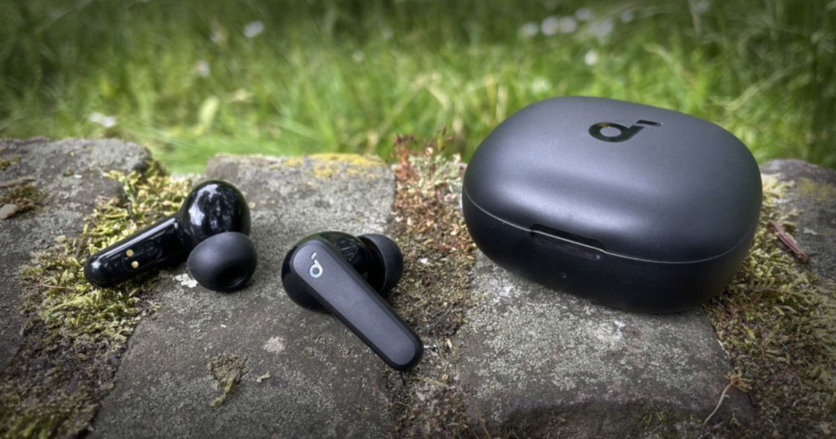 Review Jujur Anker Soundcore R50i, TWS Murah yang Suaranya Nggak Malu-Maluin