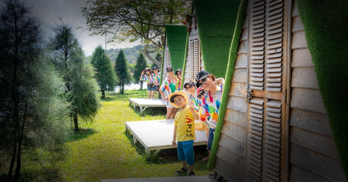 Wisata Viral Terbaru yang Cocok Buat Keluarga, Nggak Cuma Buat Konten